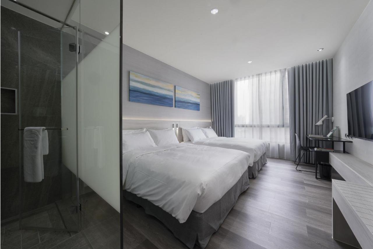 Cp Hotel Taoyuan Bagian luar foto