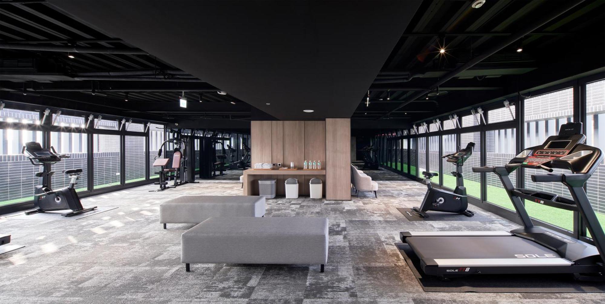 Cp Hotel Taoyuan Bagian luar foto